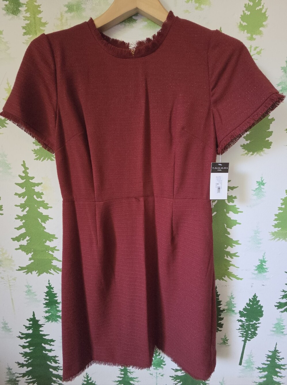 Tahari ASL Wine Frayed-Trim Short Sleeve Shift Dress